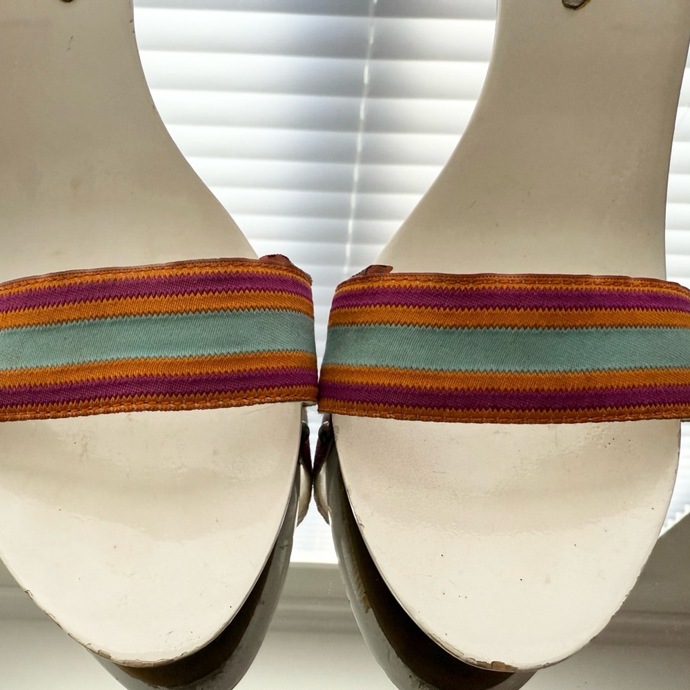 Steve Madden White Kitty Heels 👠 - Picture 7 of 9
